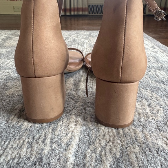 Steve Madden Tan Block Heel Sandals - Picture 4 of 5